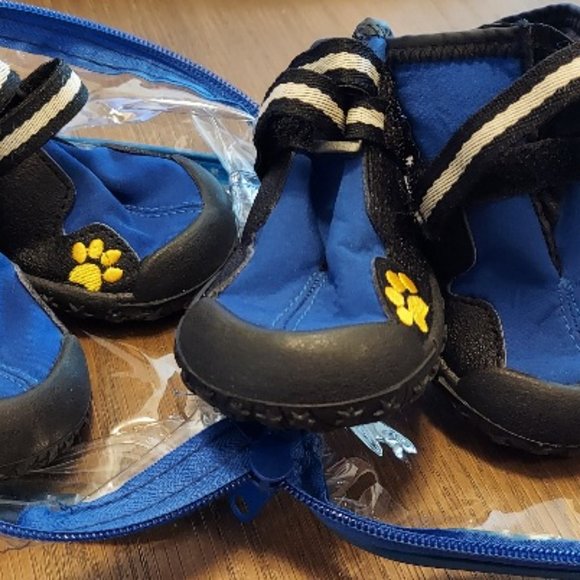 Petacc Water Resistant, Anti-Slip, Dog Snow Boots With Warm Paw Protector (4) - Picture 5 of 5